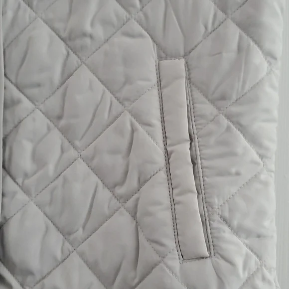 Gap Quilted Puffer Vest Size Medium - Picture 2 of 6